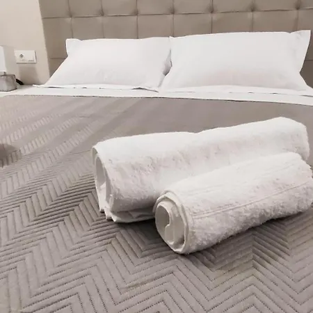 Anna's And - Planespotter's Paradise!!! Perama (Corfu)