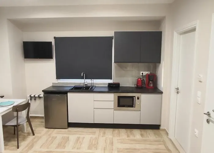 Anna's And - Planespotter's Paradise!!! * Perama (Corfu)