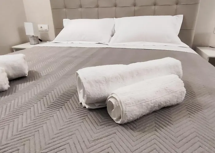 Anna's And - Planespotter's Paradise!!! بيراما